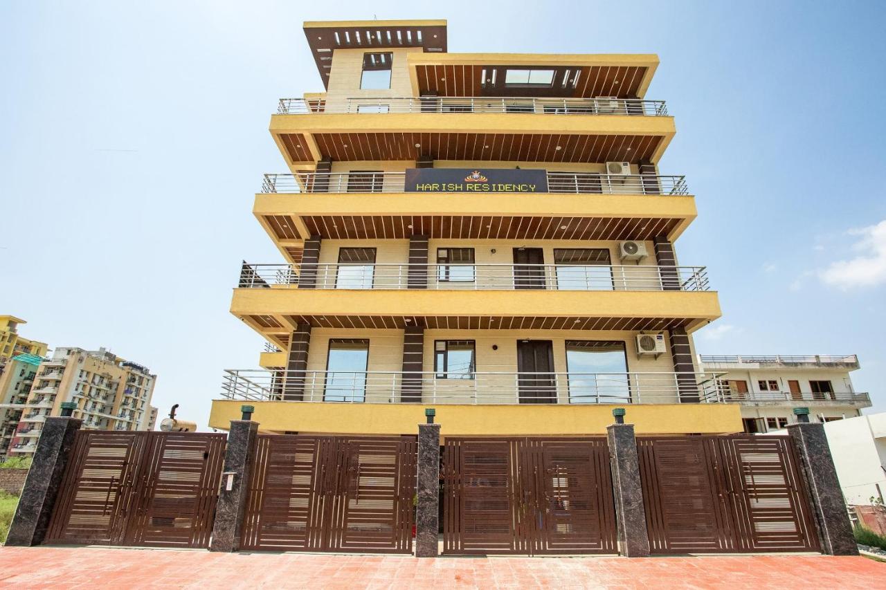 Hotel Capital O Harish Residency Gurgaon Exterior foto