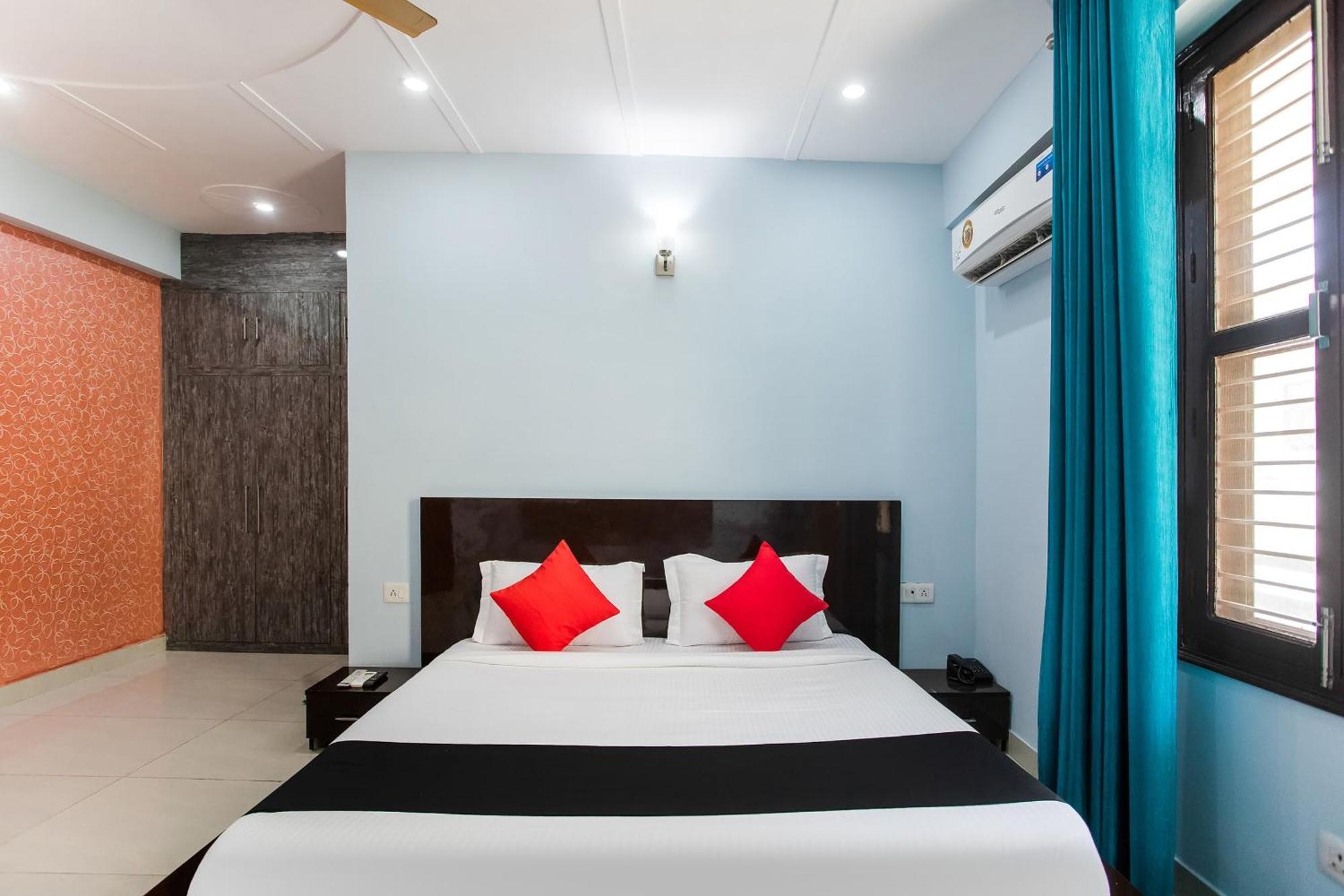 Hotel Capital O Harish Residency Gurgaon Exterior foto