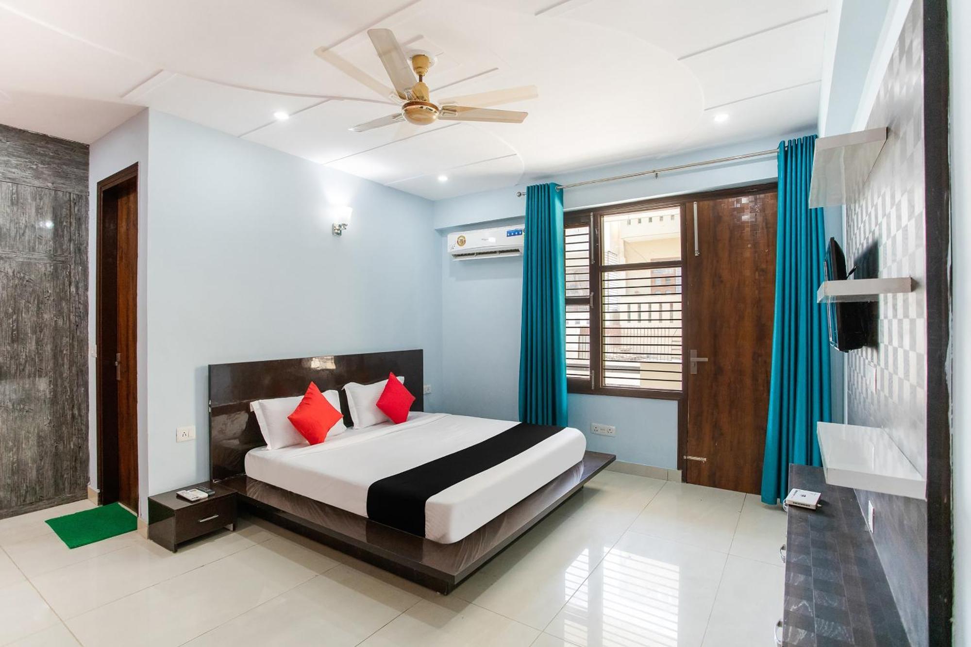 Hotel Capital O Harish Residency Gurgaon Exterior foto